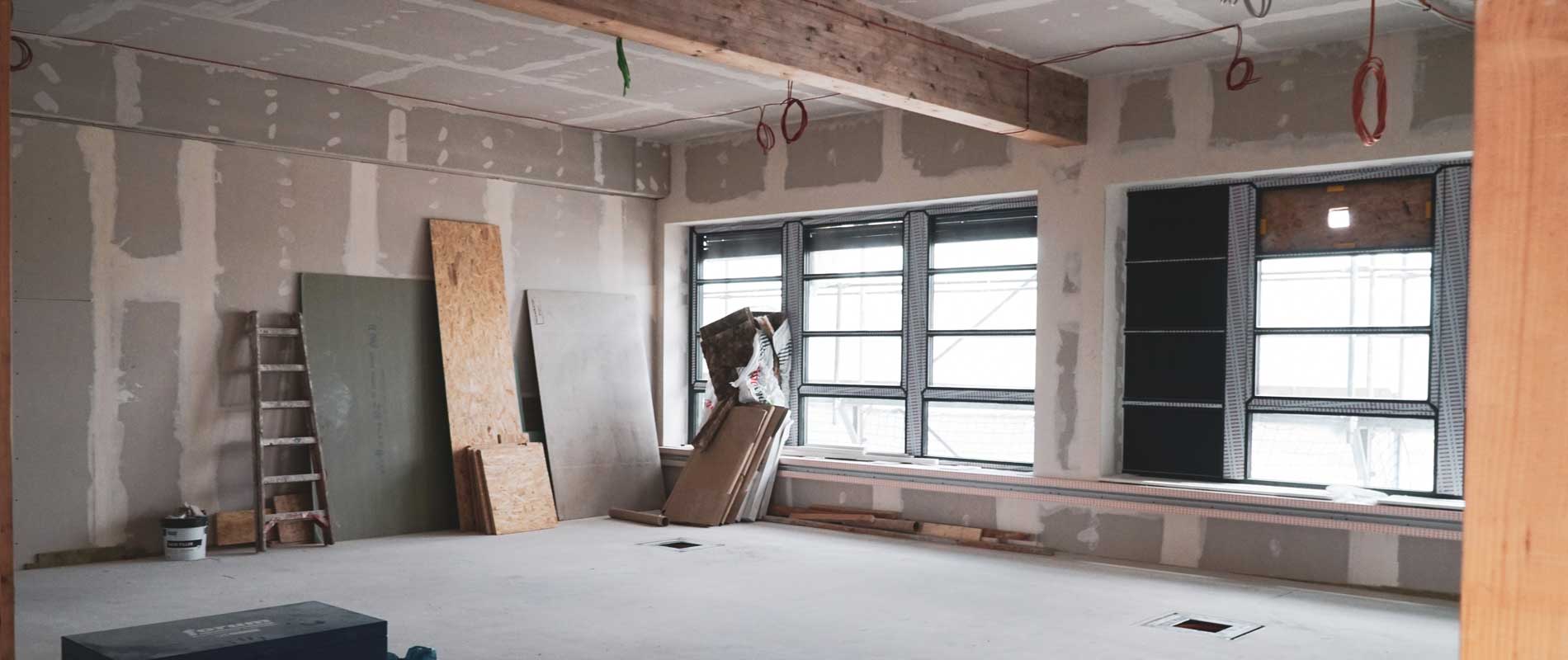 Innenausbau Neubauraum im modernen Innenausbau
