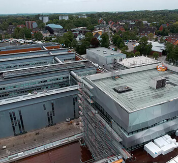 Das Geomar Bauprojekt aufgenommen von einer Drohne in Kiel als Referenz